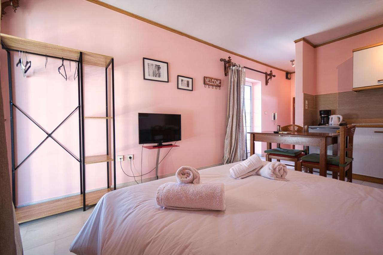 Tiny Studio Marousi Area Apartment Атина Екстериор снимка
